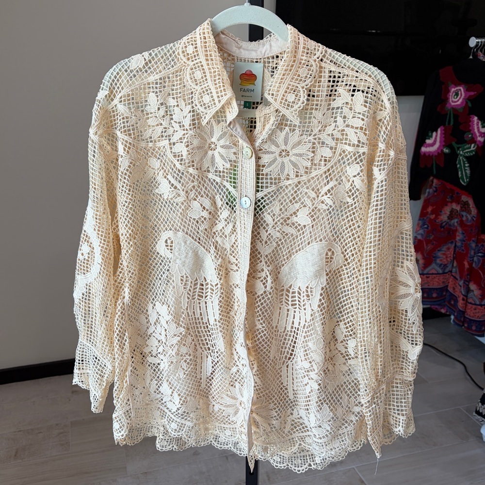 Farm Rio: Sand Landscape Guipure Shirt - Picture 8 of 13